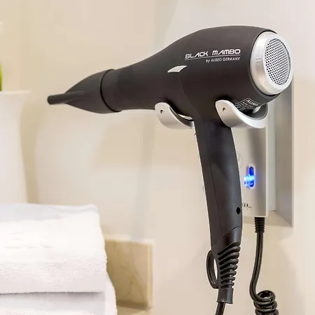 ホテル Nh Collection Touring