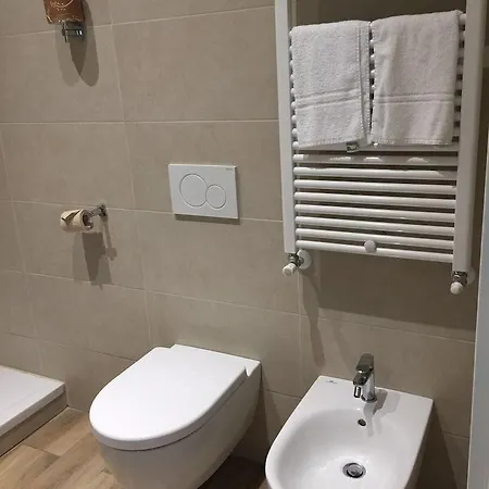 Hotel Eco & Bioriso Restaurant Milan