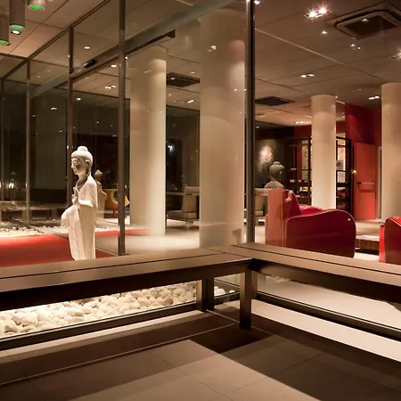 מלון דירות Zambala Luxury 4*