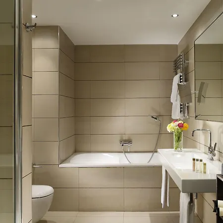 Milan Suite Hotel Szálloda
