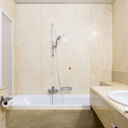 Hotell Aosta 3*