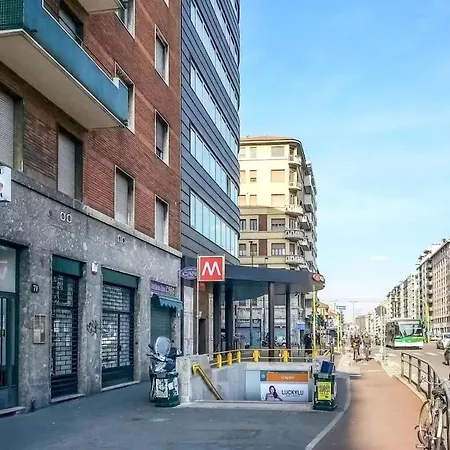 Csi Group - Station Milaan