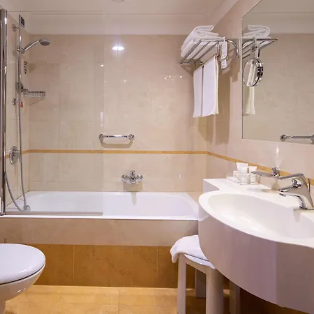 Galles Hotel 4*