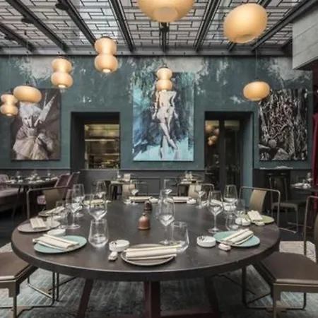 Fifty House Cellini Hotel Mediolan