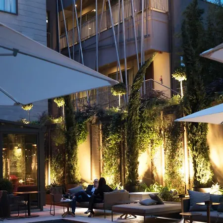 Fifty House Cellini Hotel