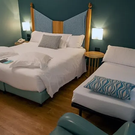 斯帕达里大教堂酒店