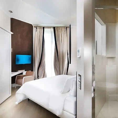 The Glamore Duomo Hotel Milão