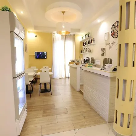 Hotel Golden 3*