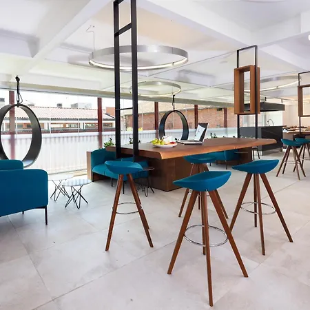 ホテル The Corner Duomo ミラノ