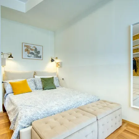 Caseospitali - Casa Mary Lou, Romantico Monolocale Ristrutturato Panoramico Milan