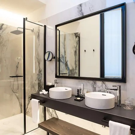 Radisson Collection Hotel, Palazzo Touring Club Mailand