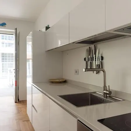 Appartement Youhosty - Doria24 *