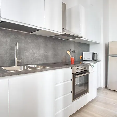 Joivy Charming 1-bed Flat In Navigli * Milano