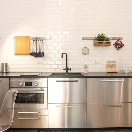 Just Urban Stays - Modern Loft In City Center V Giornate * Milan