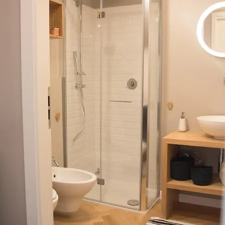 Just Urban - Moderno E Silenzioso Loft In Centro - V Giornate Apartmán