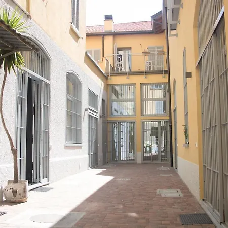 Just Urban - Quiet And Stylish Loft In Center - V Giornate Daire