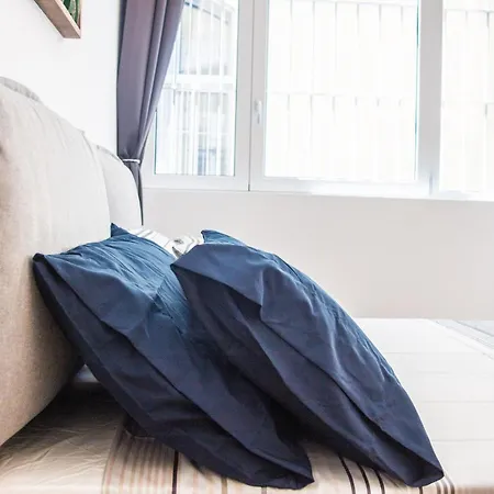 Just Urban Stays - Modern Loft In City Center V Giornate Apartment *