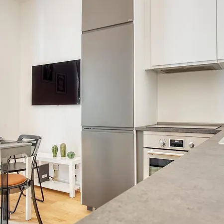 Just Urban - New 1-br With Balcony - Life & Sempione