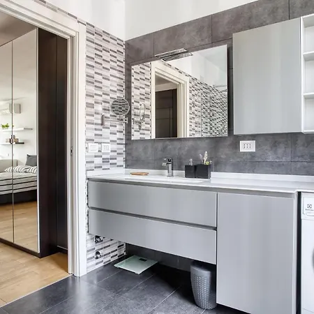 Апартаменты Just Urban - Luminoso Duplex Con Terrazzo 10 Min Porta Romana
