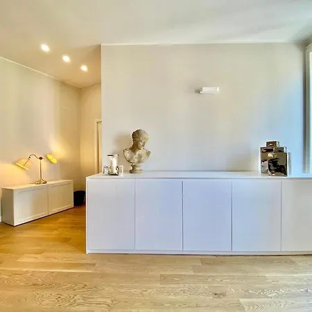 דירה Luxury Galleria Apartment- Duomo- 4 Pax