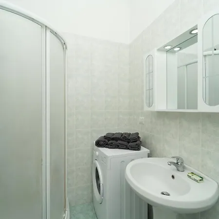 Daire Luminoso Trilocale Wifi Vicino Metro *