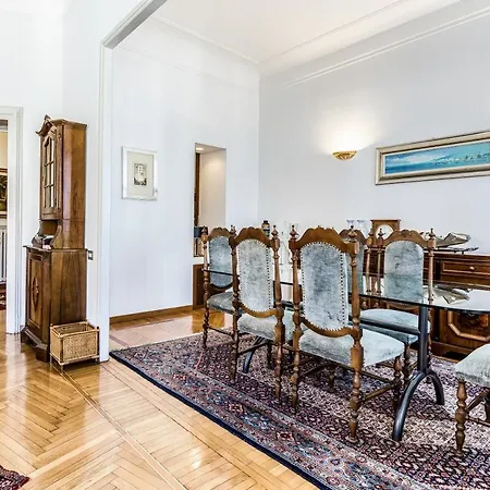Daire Huge Center Guastalla Gardens 8pax