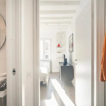 Porta Venezia Grazioso Con Wifi + A/c Appartamento *