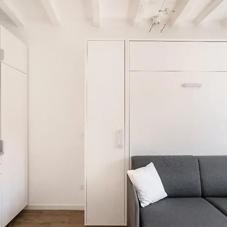 Porta Venezia Grazioso Con Wifi + A/c Appartamento