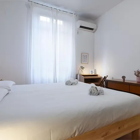 Primopiano - Pellegrino Rossi B Apartment *