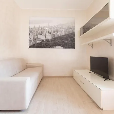 Apartament Easytopstay - Zara Bright Flat *