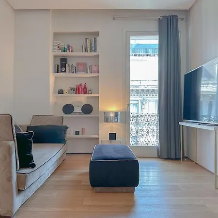 Luxury 2 Mins From Duomo מילאנו