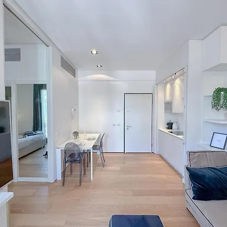 Luxury 2 Mins From Duomo דירה
