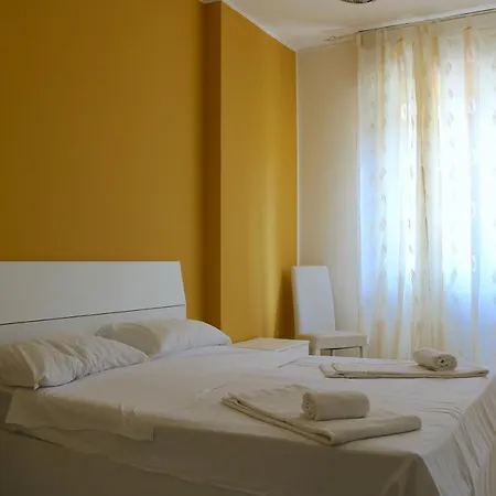 Frattini Comfy Family - 4 People Apartamento Milão