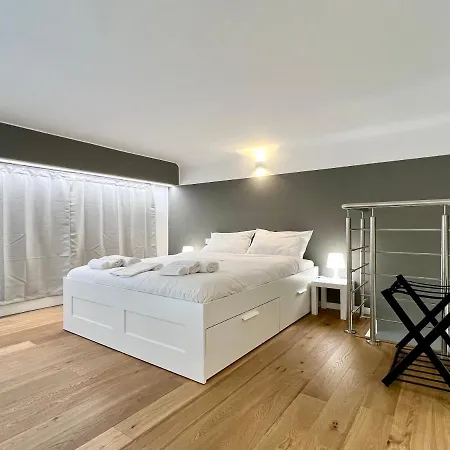 Central Luxe Haven Апартаменты Милан