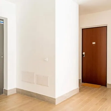 Vera Project Apartment