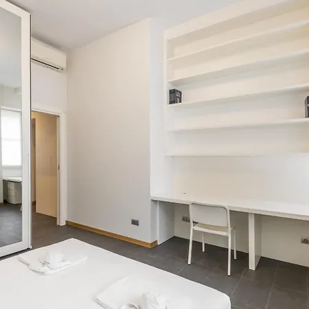 Easylife - Elegante Dimora Due Passi Dal Duomo Apartment