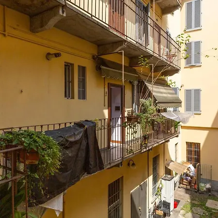 Happy - Naviglio Grande *