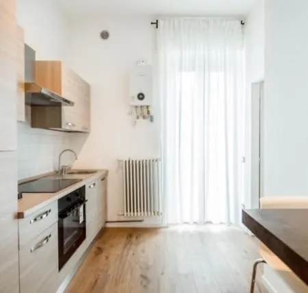 Smart Near Metro * Milan