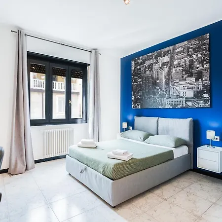 Smart Near Metro Apartament