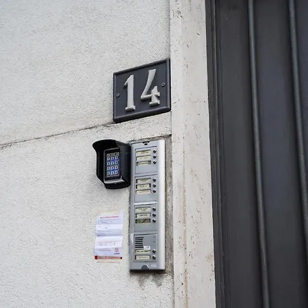 Smart Near Metro * Milan