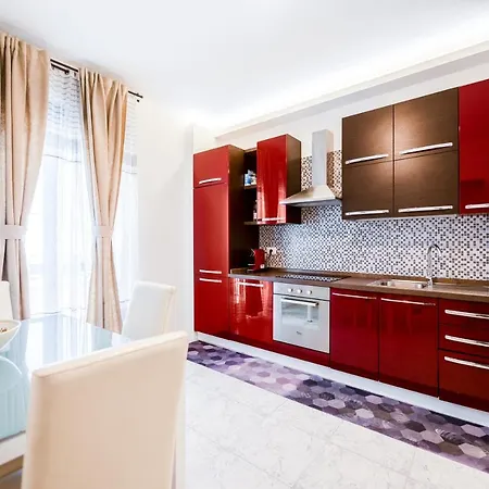 Apartment Smart Near Metro Milan