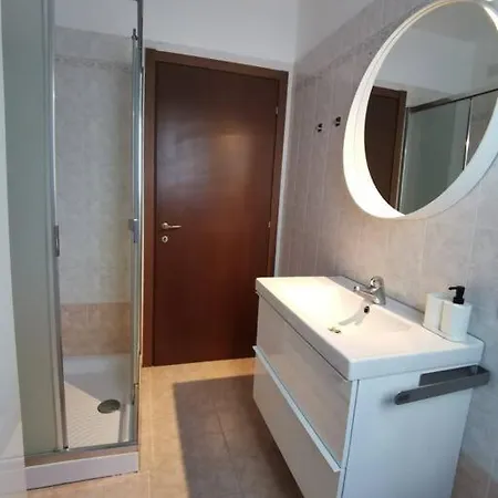 Flo House, Universita Bicocca Apartament *
