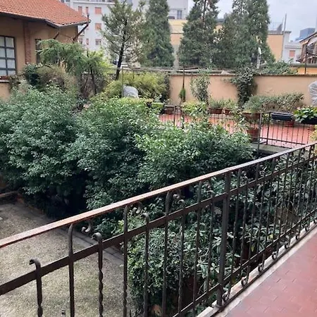 New And Romantic Flat * Milano