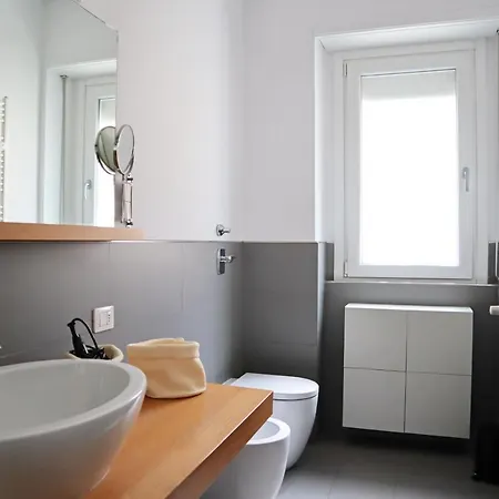 Apartment Casa Nana Modern House Milan