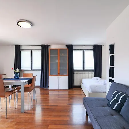 Primopiano - Euclide Apartment Milan