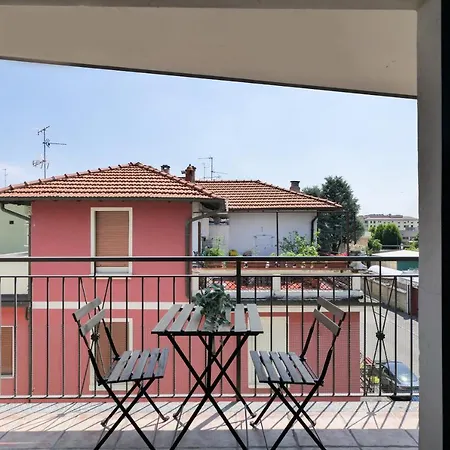 Apartment Primopiano - Euclide Milan