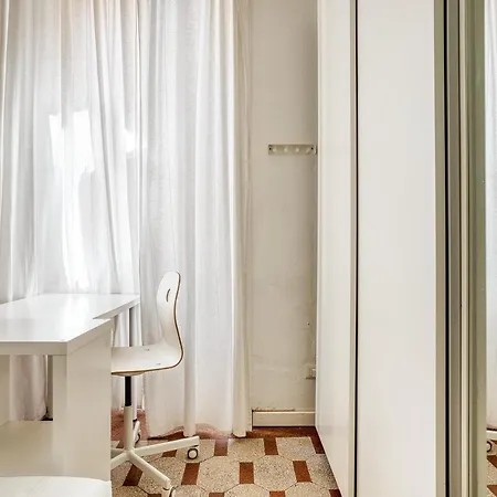 Mauri Galleria Vibrant Apt Near The Duomo