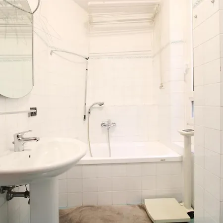 Milanrentals - Jolanda Mailand