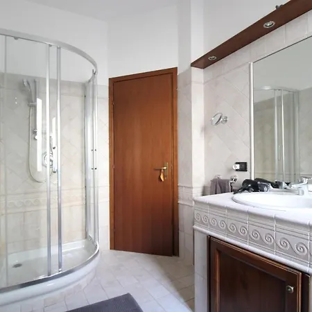 Milanrentals - Jolanda Mailand