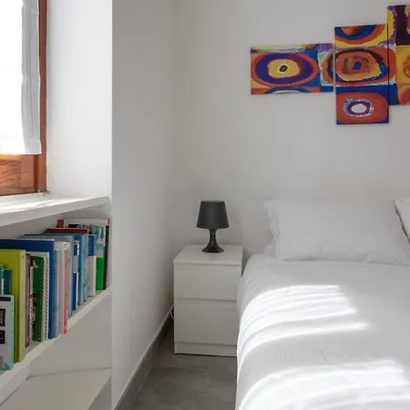 아파트 Italianway Comfort - Villoresi 25 *